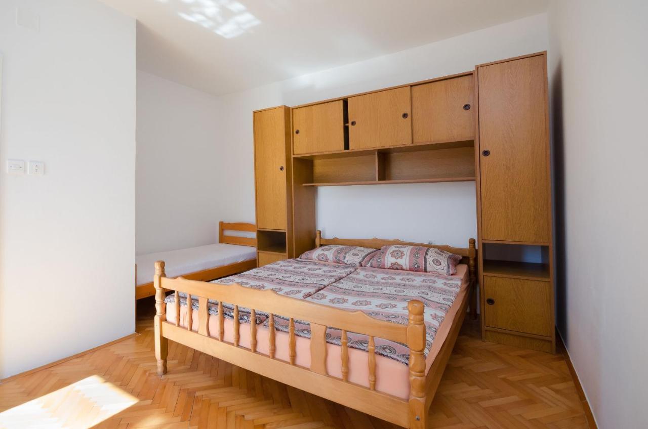 Apartments Elvira 洛帕 外观 照片