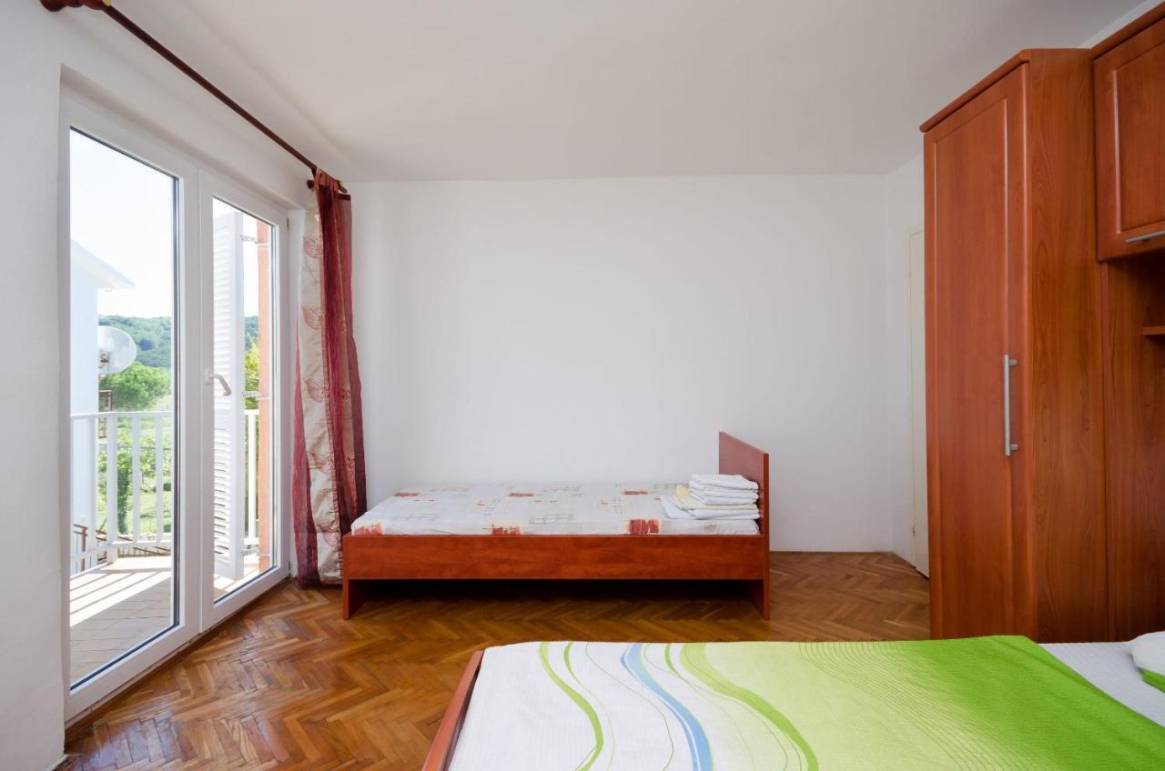 Apartments Elvira 洛帕 外观 照片