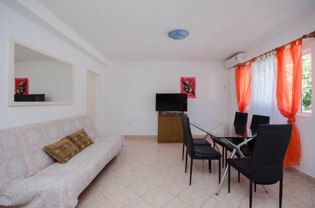 Apartments Elvira 洛帕 外观 照片