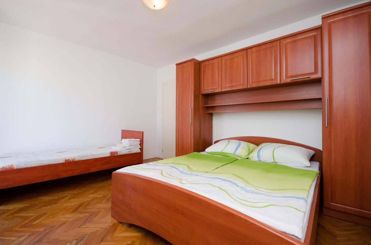 Apartments Elvira 洛帕 外观 照片